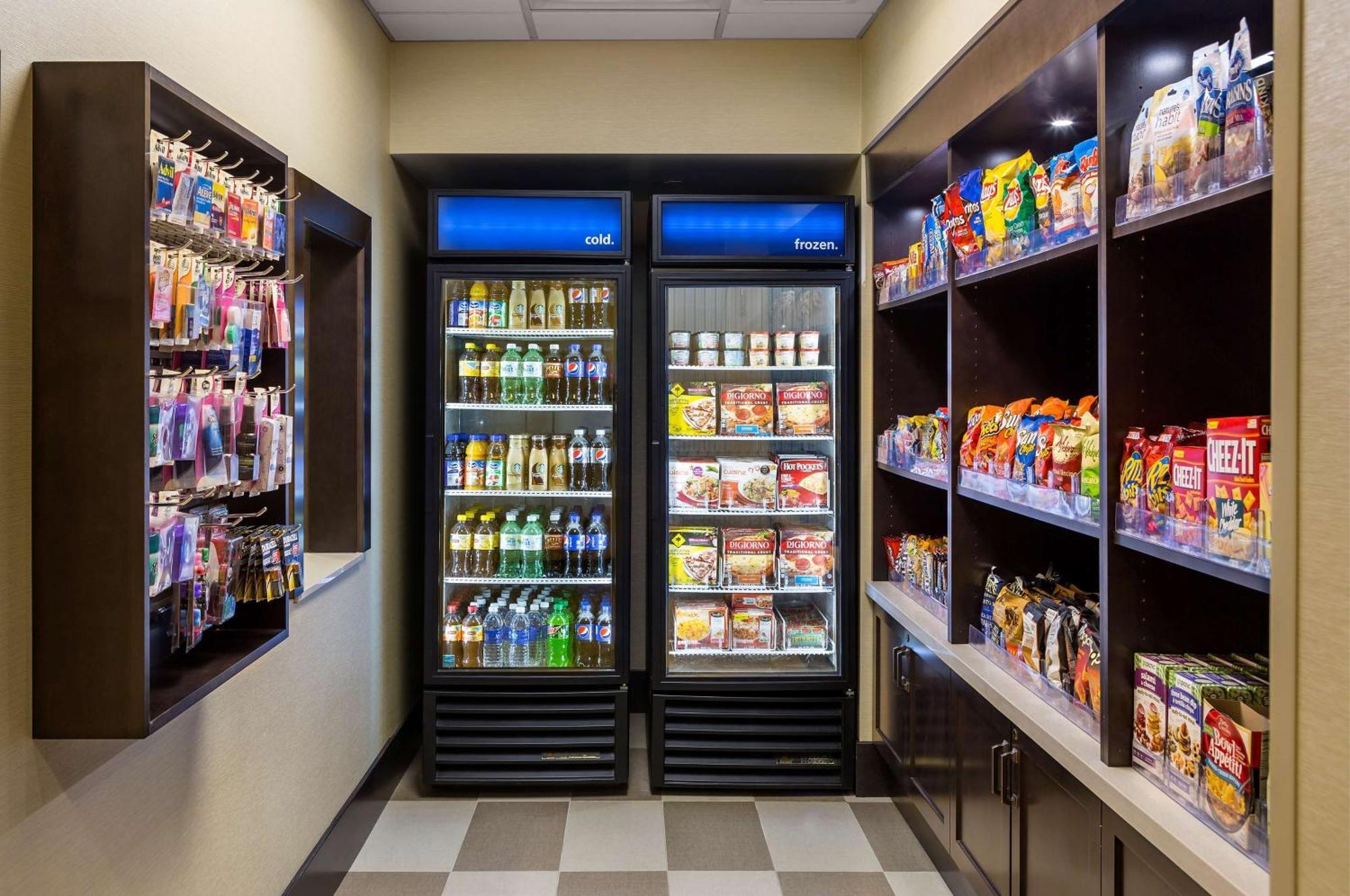 Hampton Inn & Suites Philadelphia Montgomeryville North Wales Экстерьер фото