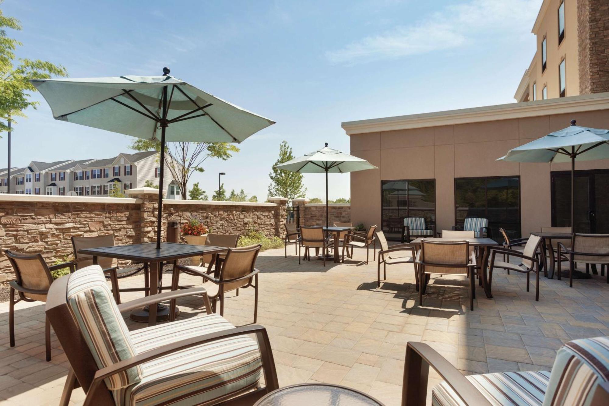 Hampton Inn & Suites Philadelphia Montgomeryville North Wales Экстерьер фото